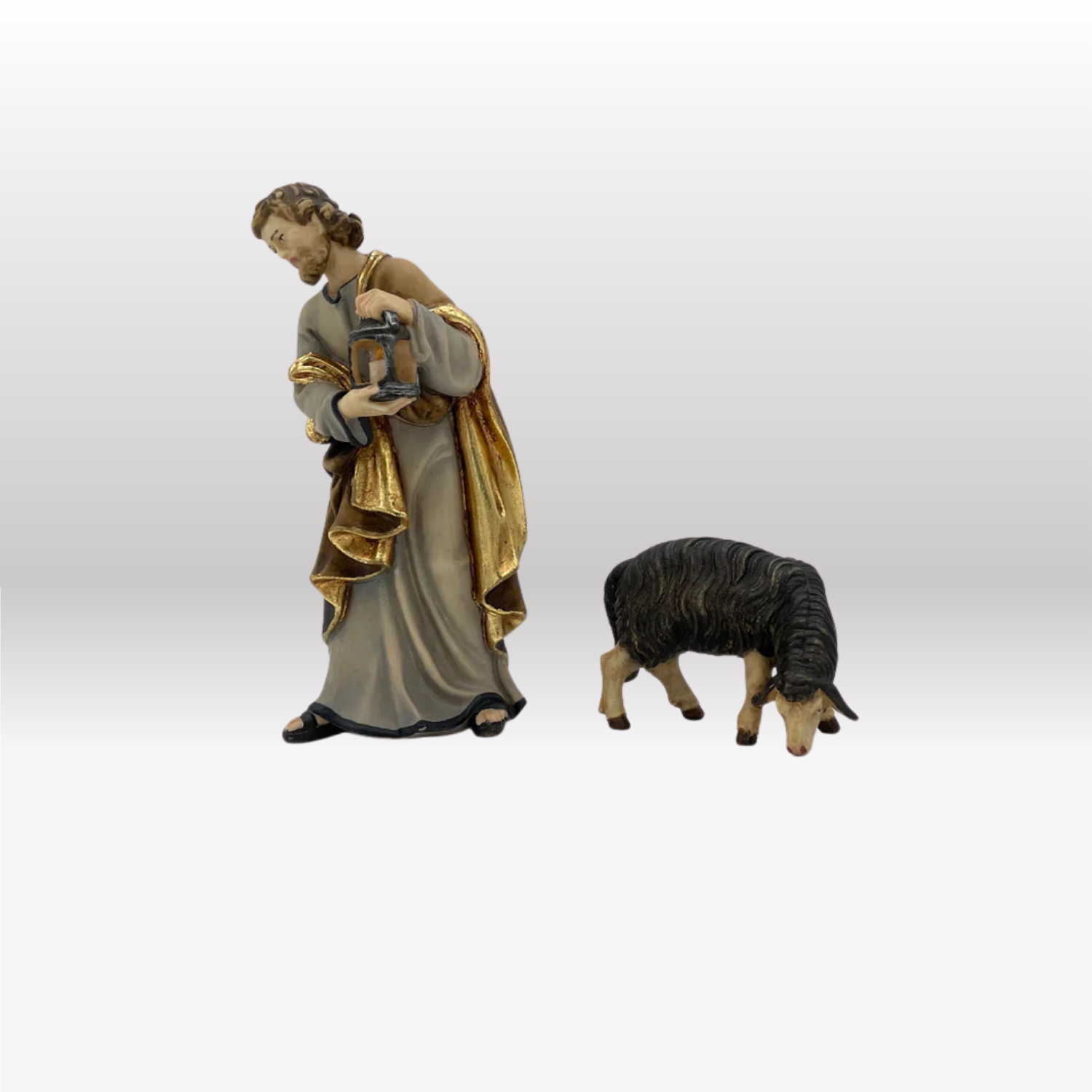 Schaf schwarz fressend rechtsschauend von Kostner-4