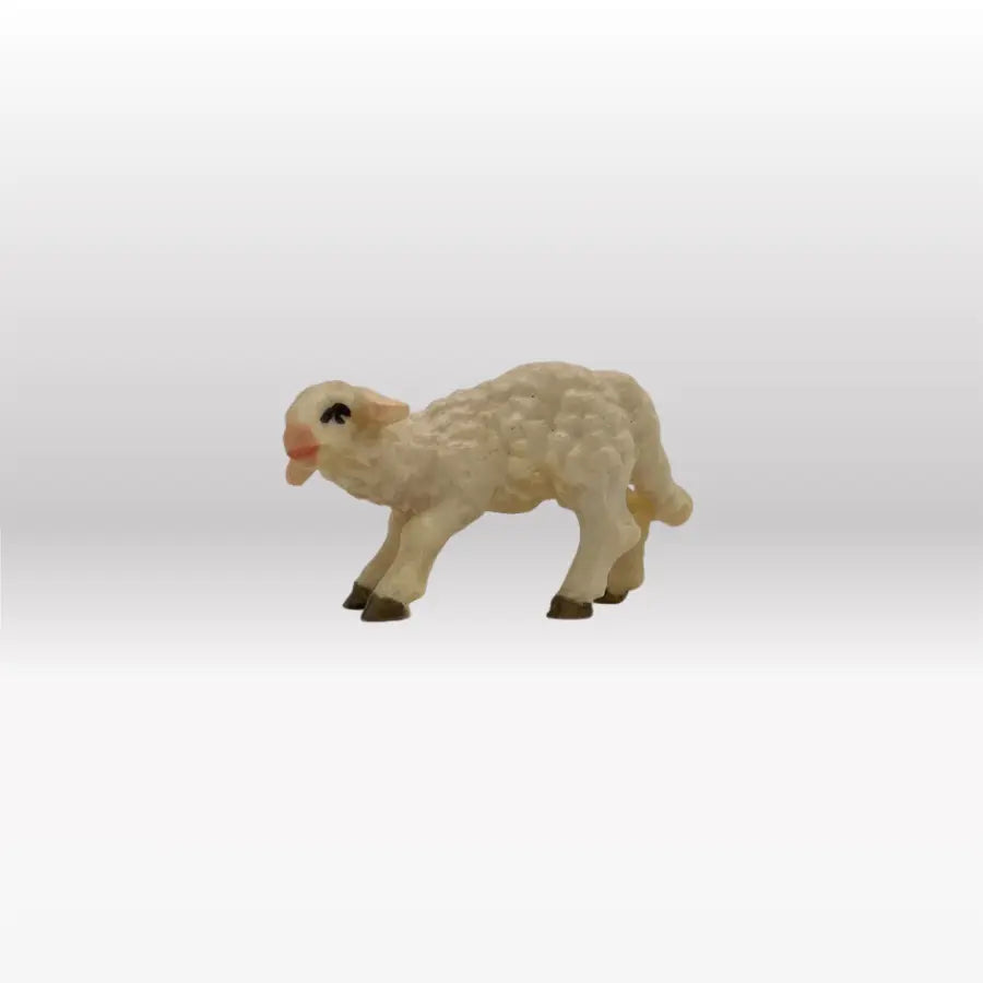 Lamm saugend von Heimatkrippe-1