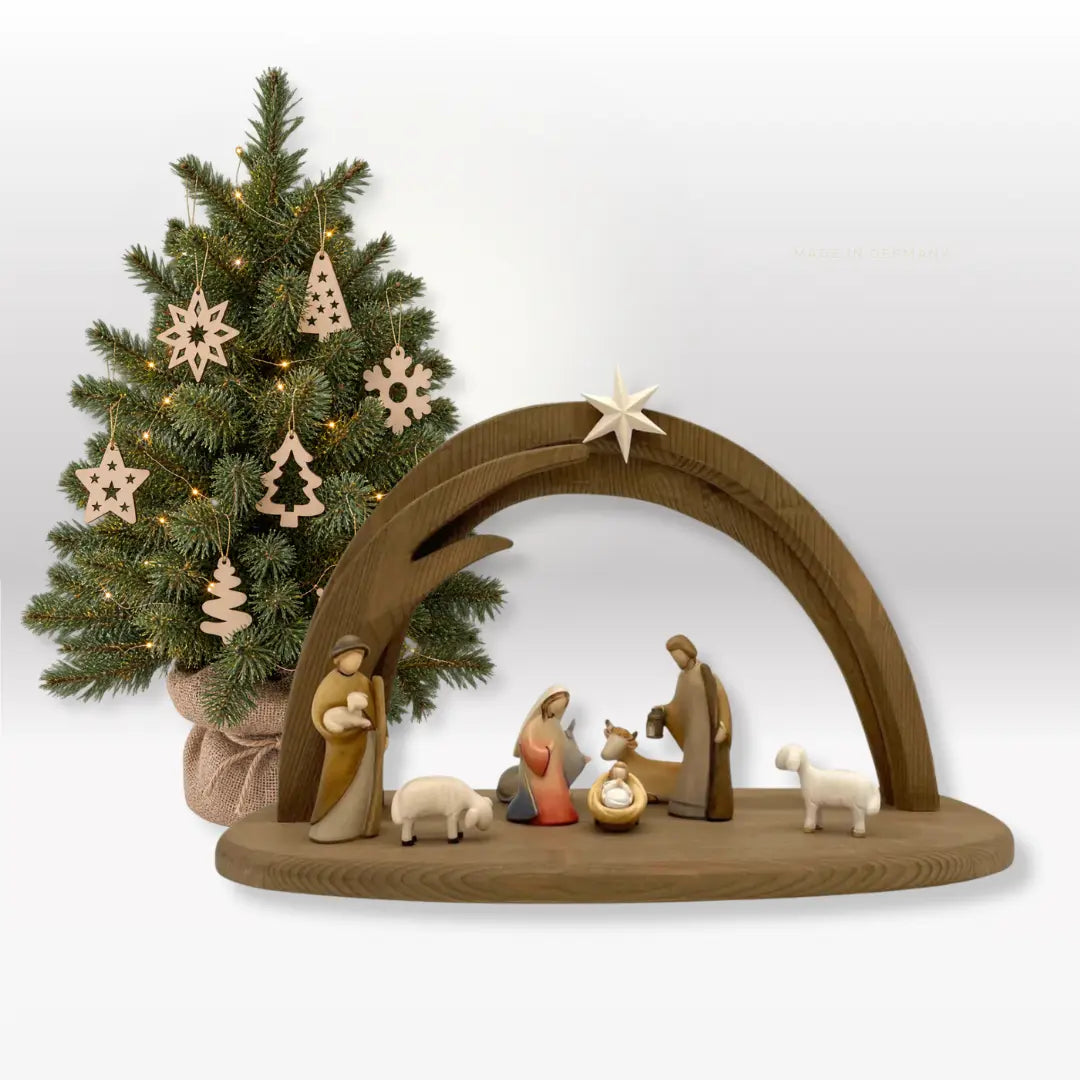 Adventskalender Nr. 2: von Leonardo bemalt mit Stall "Leonardo"