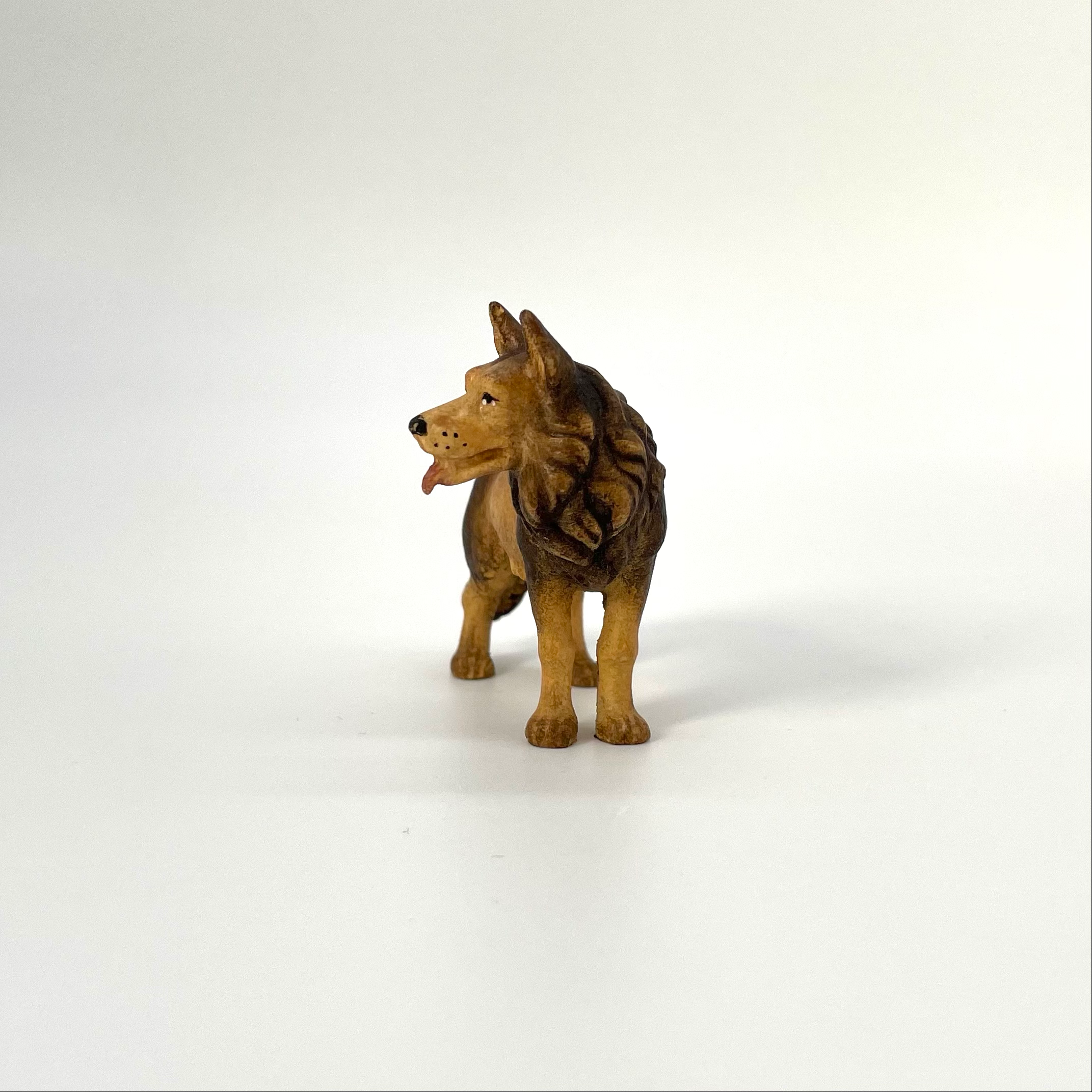 Schäferhund Krippenfigur von Kostner